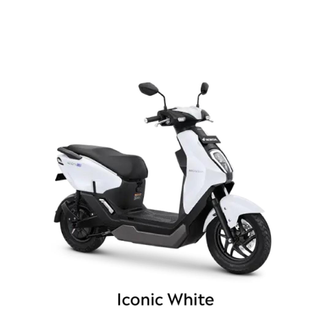 ICON e : ( ICONIC WHITE )